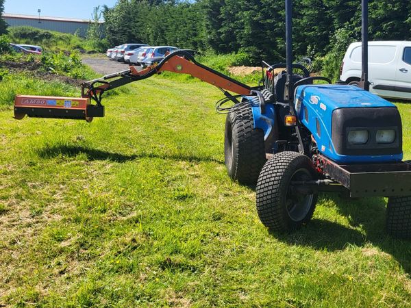 Tractor/ hedgetrimmer