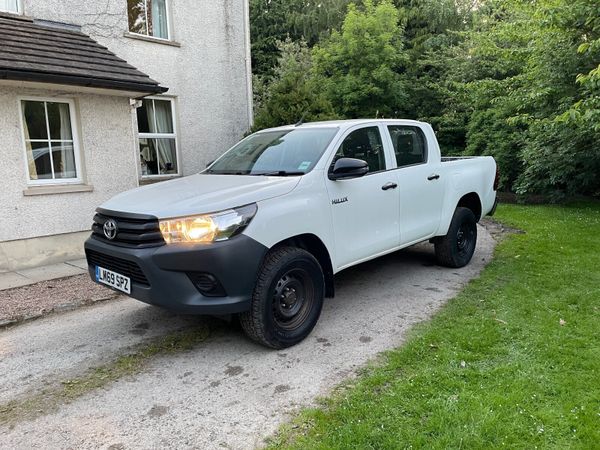 2019 Toyota Hilux. 55k only. Cat N drive away