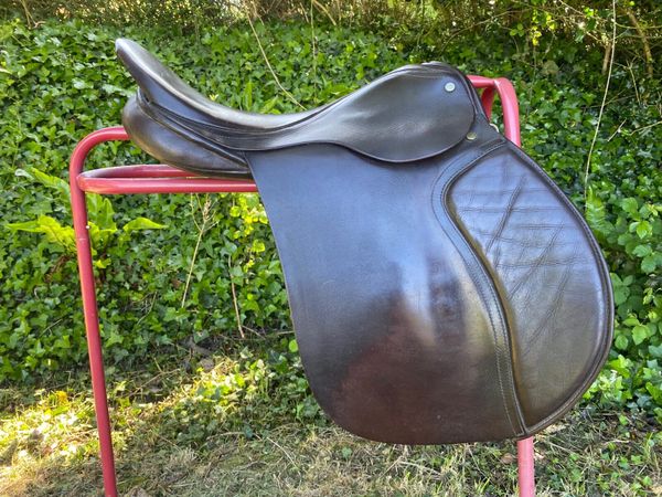 17.5” brown Leather saddle