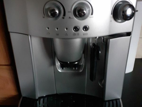 Delonghi MAGNIFICA coffee machine