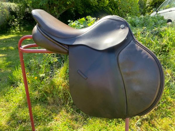 Exselle 17.5” brown Leather saddle