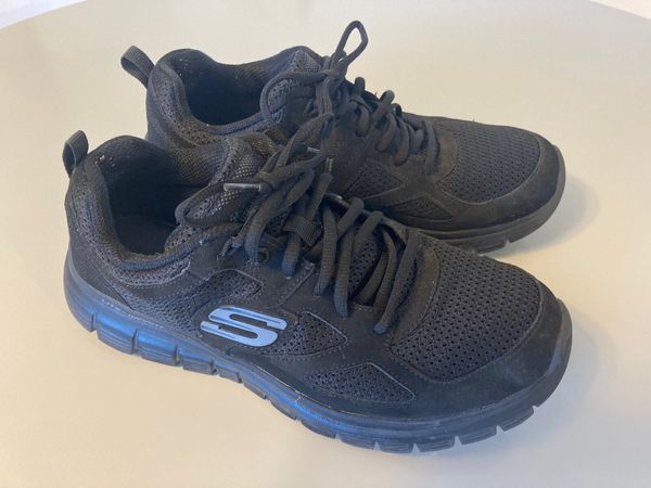 Skechers trainers size 8 1/2