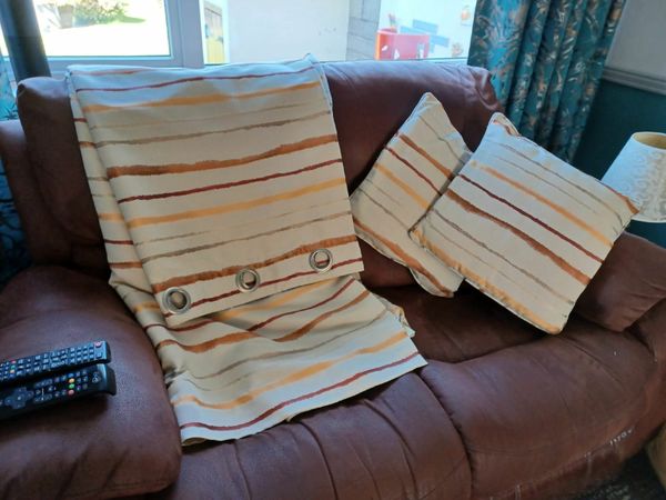 Curtains & Cushion Set