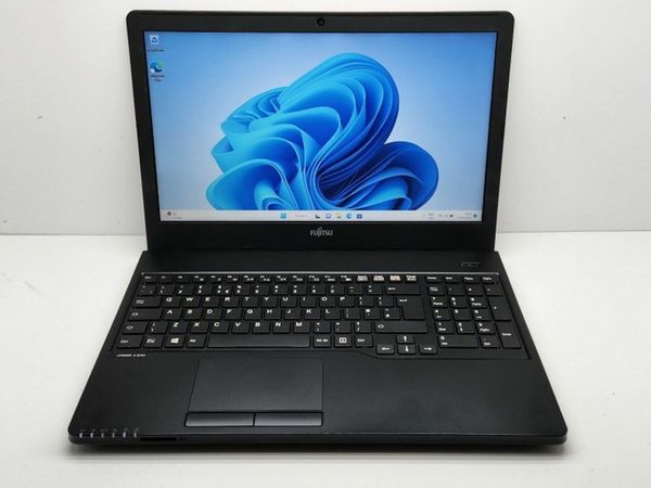 Fujitsu Lifebook A557- i5(7gen)/ 20GB/512GB Laptop