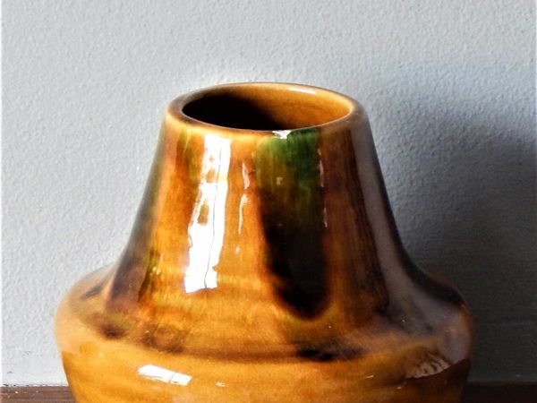 Achill Pottery vase