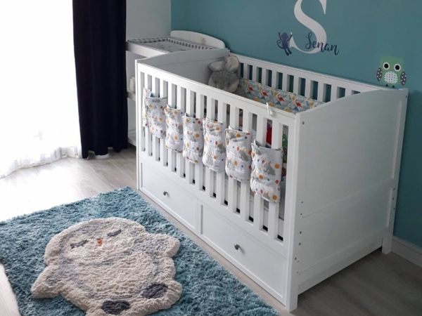 Baby Cot/Toddler Bed with Drawer