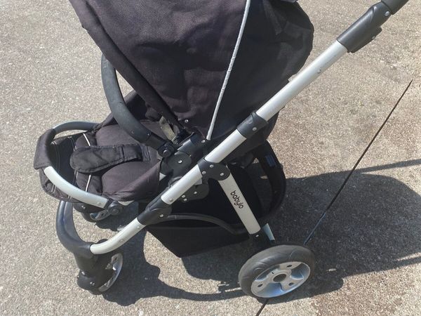 Babylo stroller with sun cover