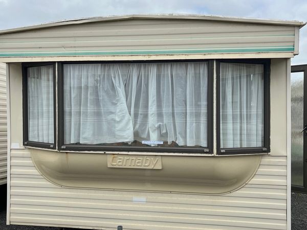34ft x 10ft 2 bed Carnaby Claret mobile home