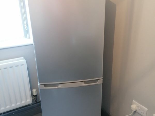 Logik fridge freezer