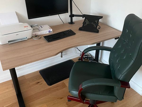 Height Adjustable Desk and Chair