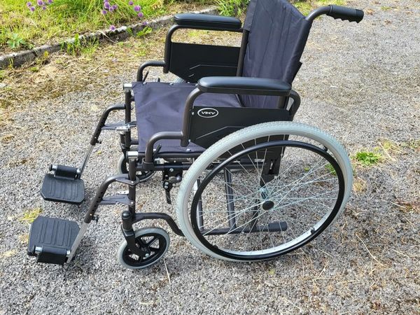 Manual wheelchair, used like new