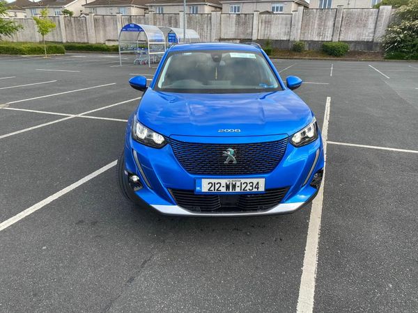 Peugeot 2008 MPV, Electric, 2021, Blue