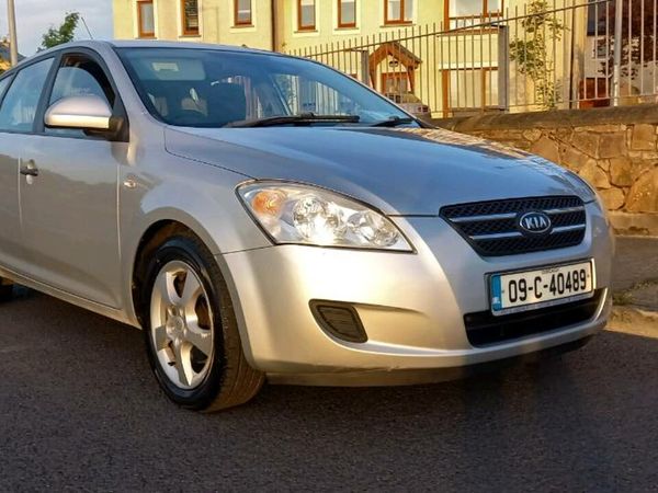 Cheapest kia ceed on donedeal,  diesel 2009.