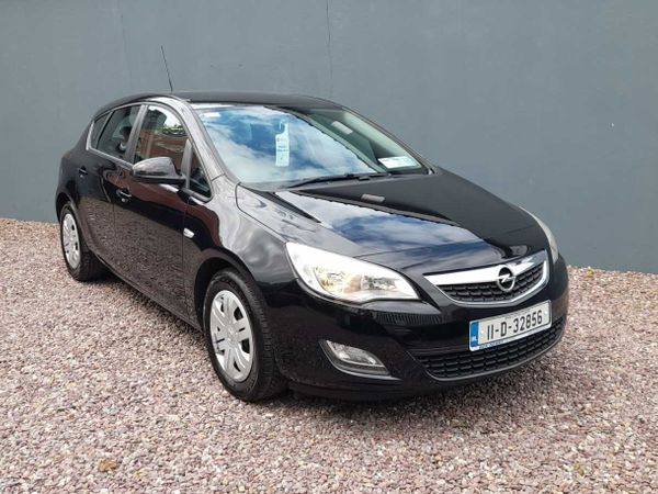 2011 Opel Astra 1.7 CDTI S hatchback // new NCT