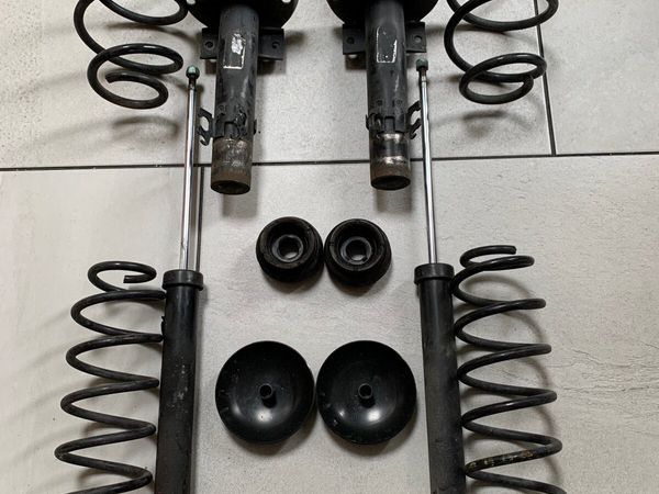 VW polo shocks and springs