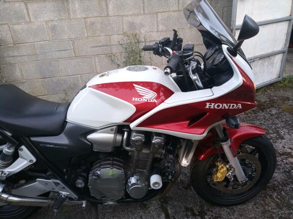 Honda CB1300SA