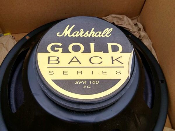 12 Marshall Gold Back 8 OHM 100W