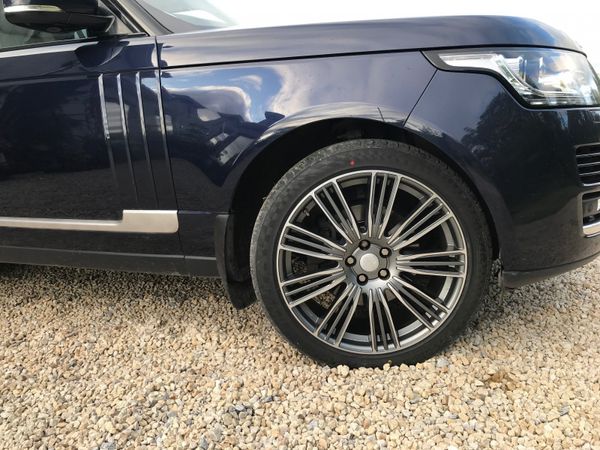 Range Rover vogue wheels 22 inch