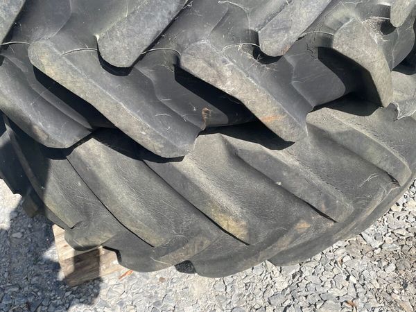 Tractor Rims & tyres 16.9 R30