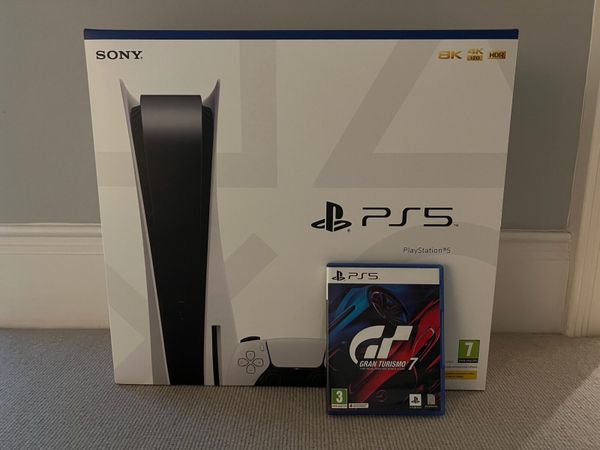 New PlayStation 5 (PS5) Disc Edition + GT7