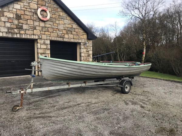 17ft fishing boat and trailer