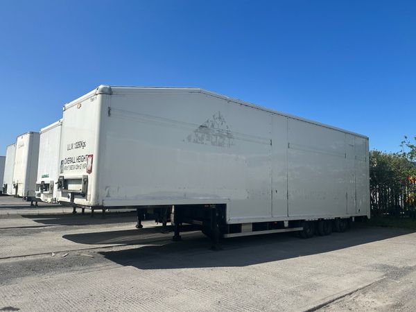 Trailer Double Deck with movable floor