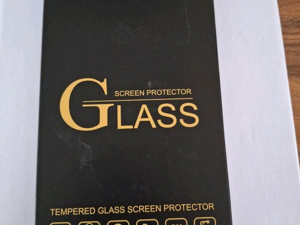 Samsung Galaxy A52 & A70 cases/screen protectors