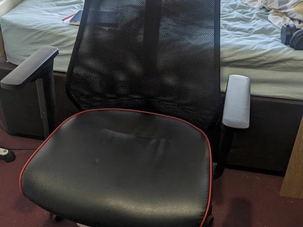 gaming/office chair