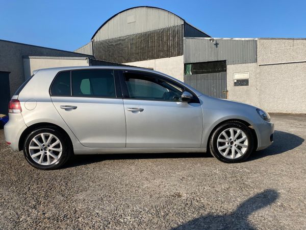 Volkswagen Golf 2010. Tax and Tested