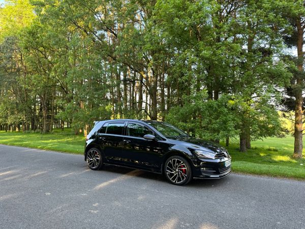 Volkswagen Golf Hatchback, Diesel, 2017, Black