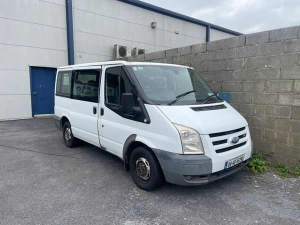 2008 Ford transit 8 seater - Read AD