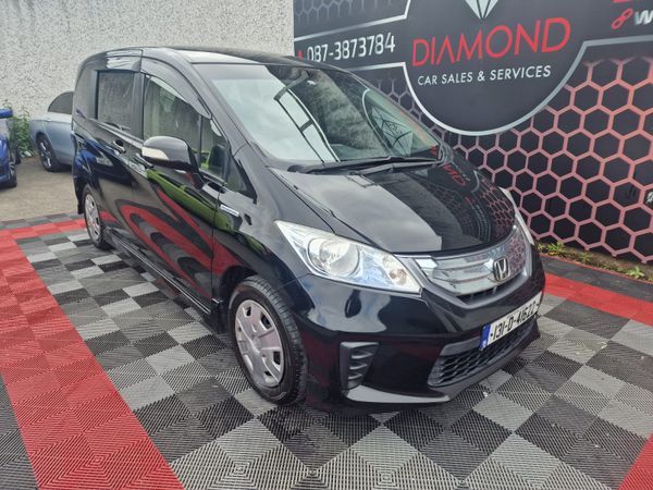 Honda Freed MPV, Petrol Hybrid, 2013, Black