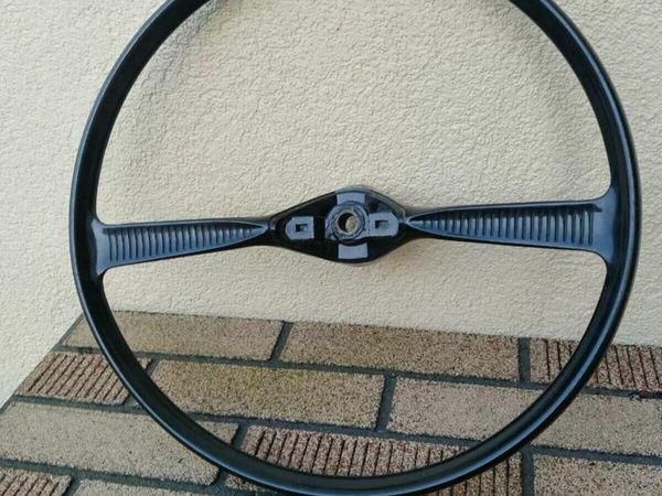 Vintage Ford CORTINA steering wheel