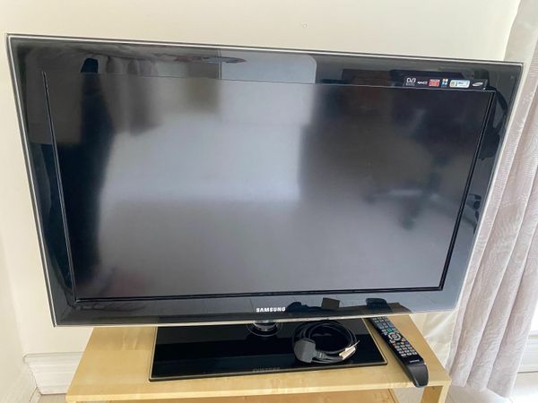 Samsung 36 inch TV