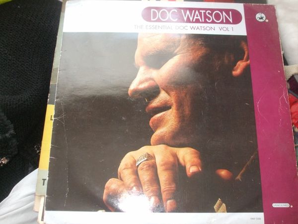 doc watson    the essential  vol1          vinyl