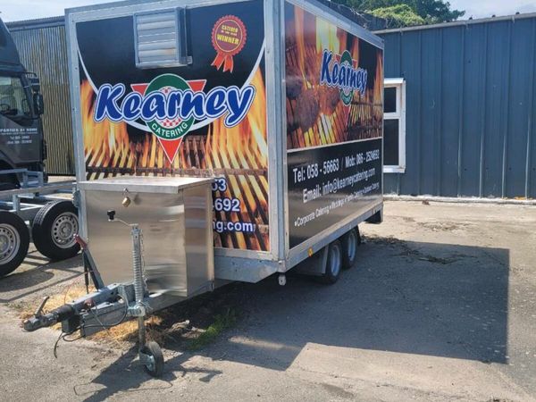 Mobile catering equipment