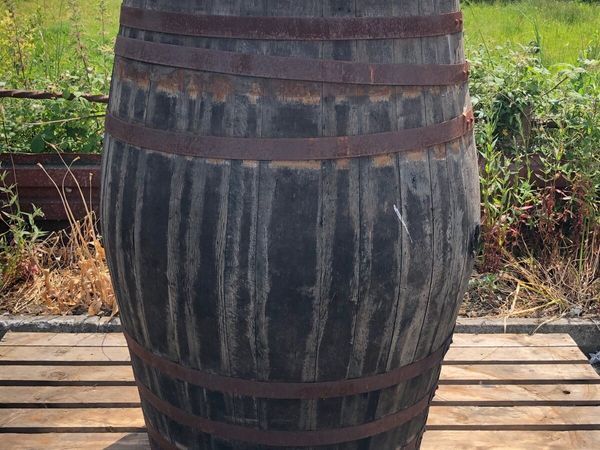 5ft oak whiskey barrels