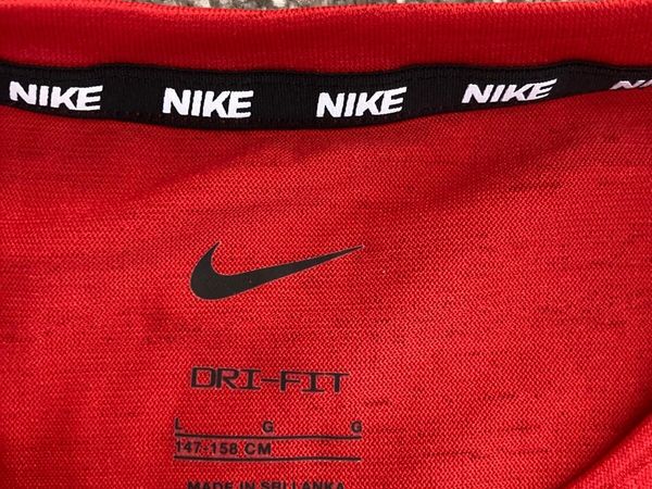 Red kids Nike miler T-shirt