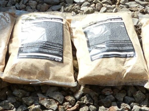 6, 1kg sealed bags of fishing crumb groundbait