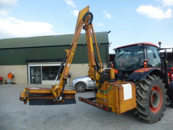 McConnel Pa590 hedgecutter