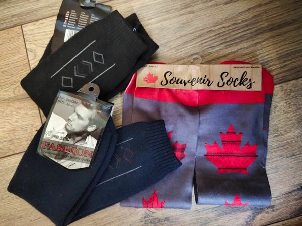 Brand New Men Socks x3