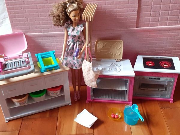 Barbie Kitchen Play set