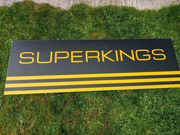 Superkings sign