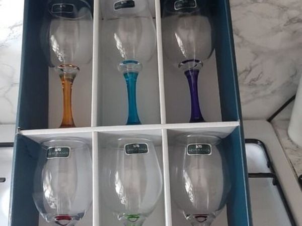New Grange  wine glasses