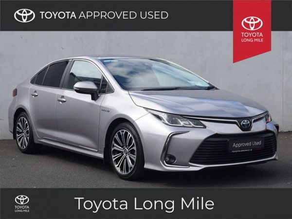 Toyota Corolla 1.8 Hybrid Luna Sport Call Today o
