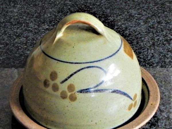SJ Pottery Cheese Dome
