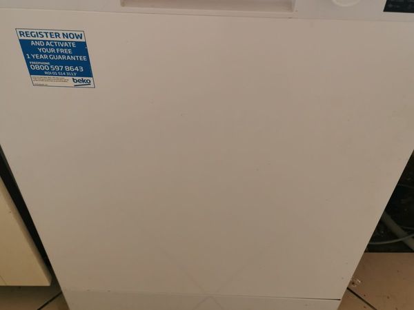 Dishwasher 6 months old with warranty
