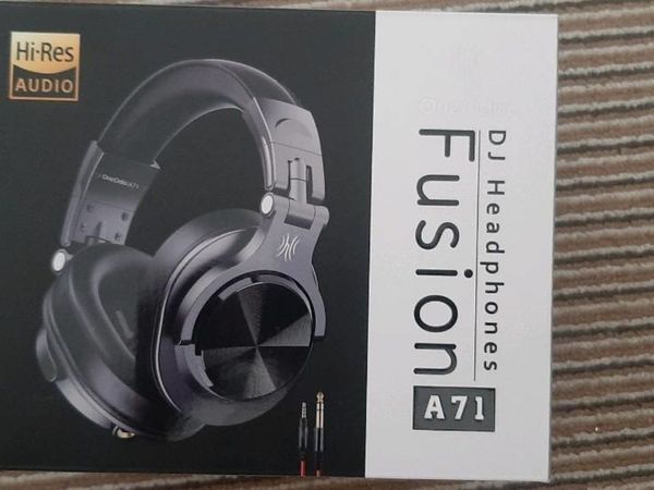 Headphones ONEAUDIO FUSION