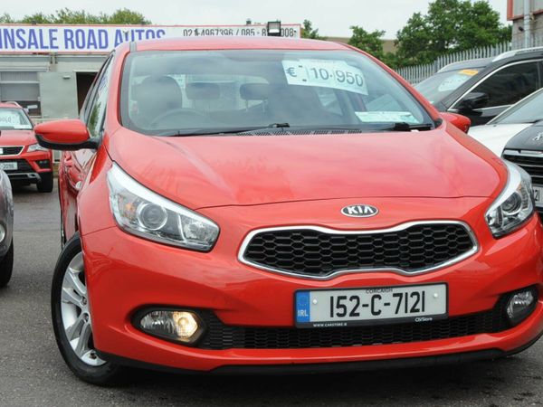 KIA CEE'D, RED, IMMACULATE
