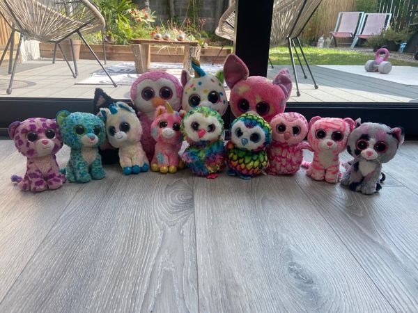 Large collection of TY toys beanie baby teddies